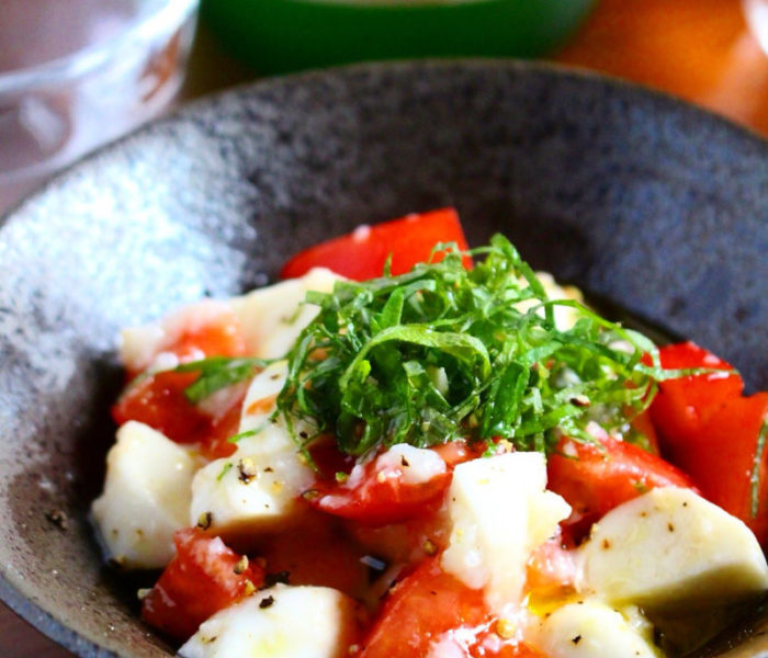 【レシピ 】トマトとモッツァレラチーズの 塩麹カプレーゼ